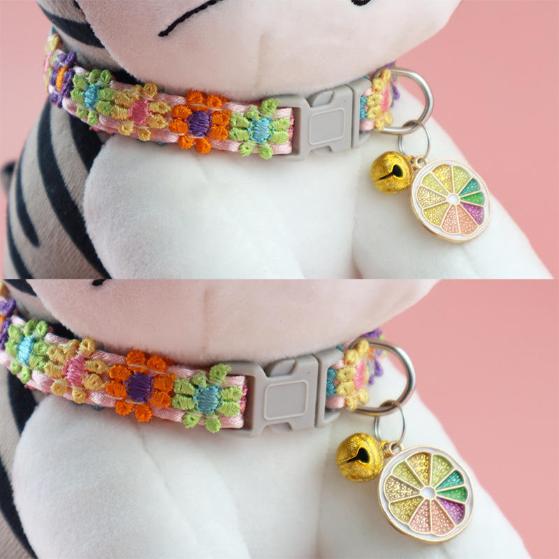 Colorful Lace Collar