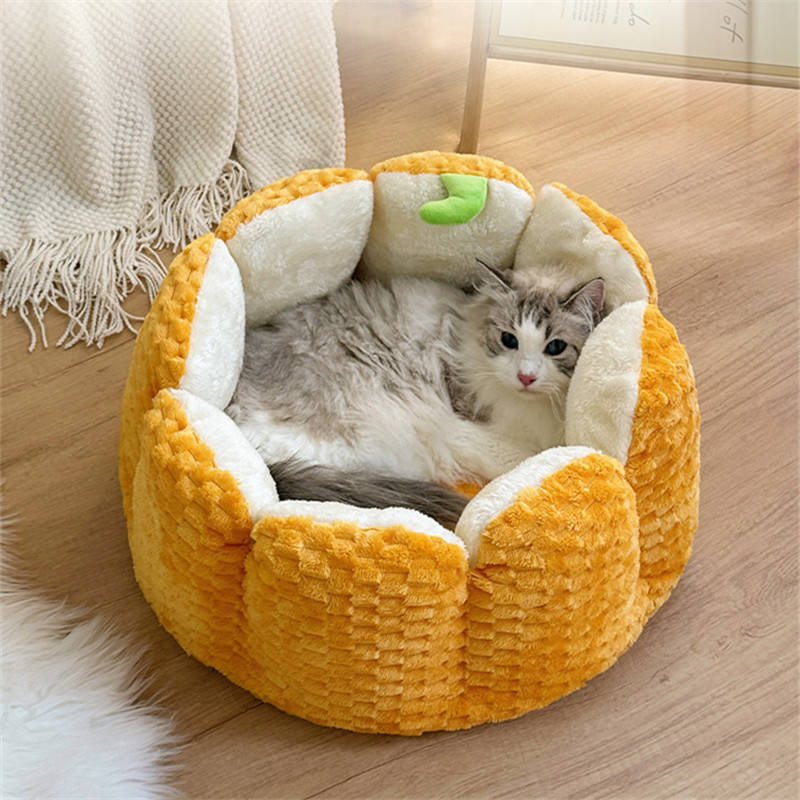 Cute Pumpkin Pet Bed