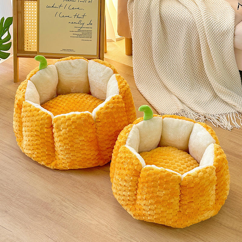 Cute Pumpkin Pet Bed